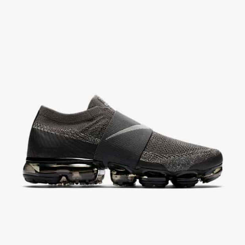 Nike air vapormax flyknit on sale outlet